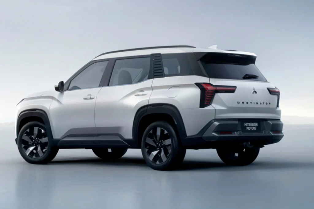Mitsubishi Destinator mấy chỗ hình 2
