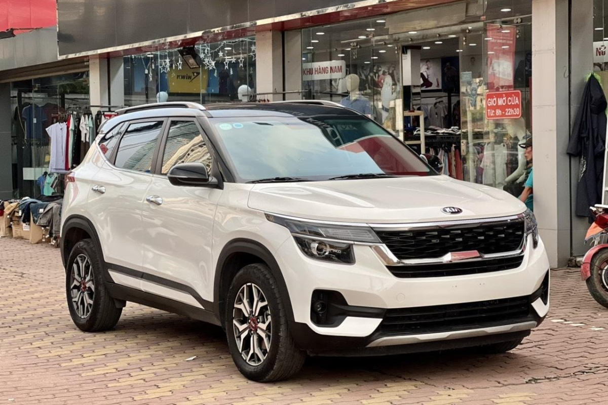 review xe Kia Seltos hình 3