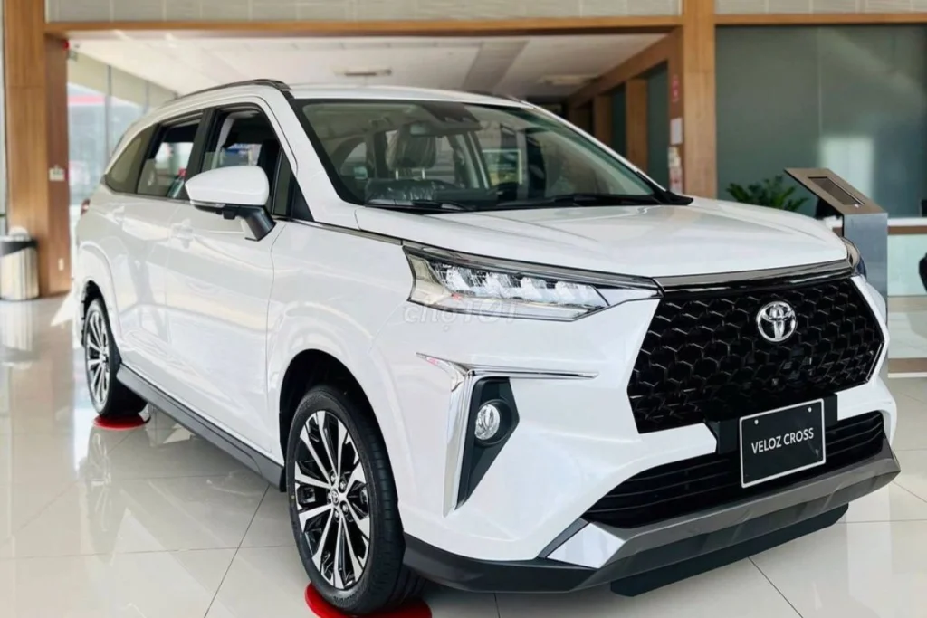 thông số kỹ thuật xe Toyota Veloz Cross