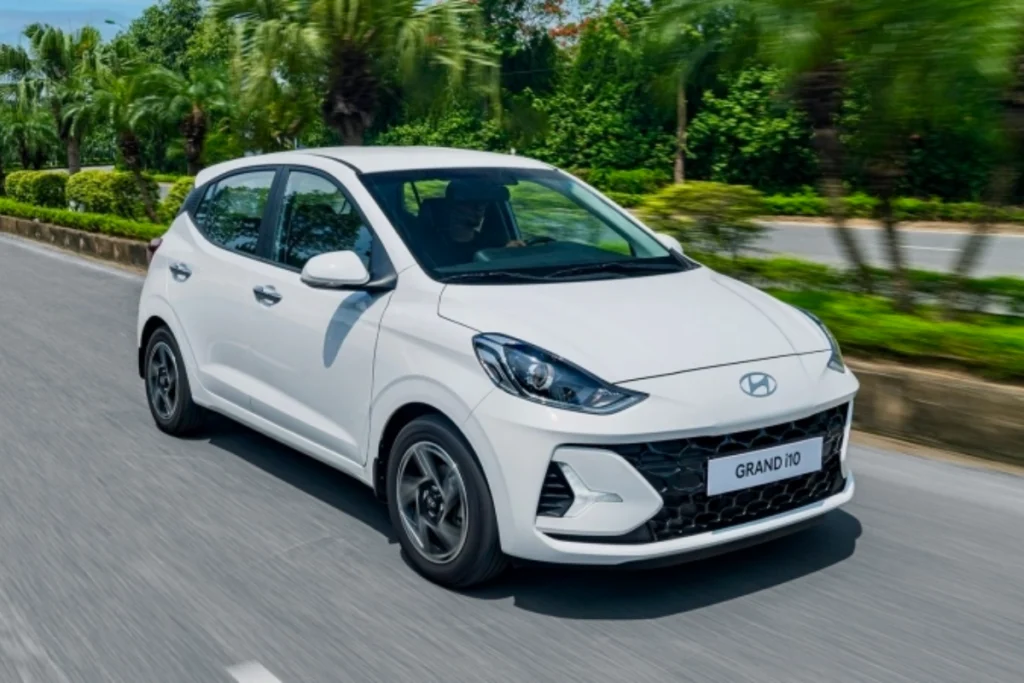 Review xe Hyundai i10
