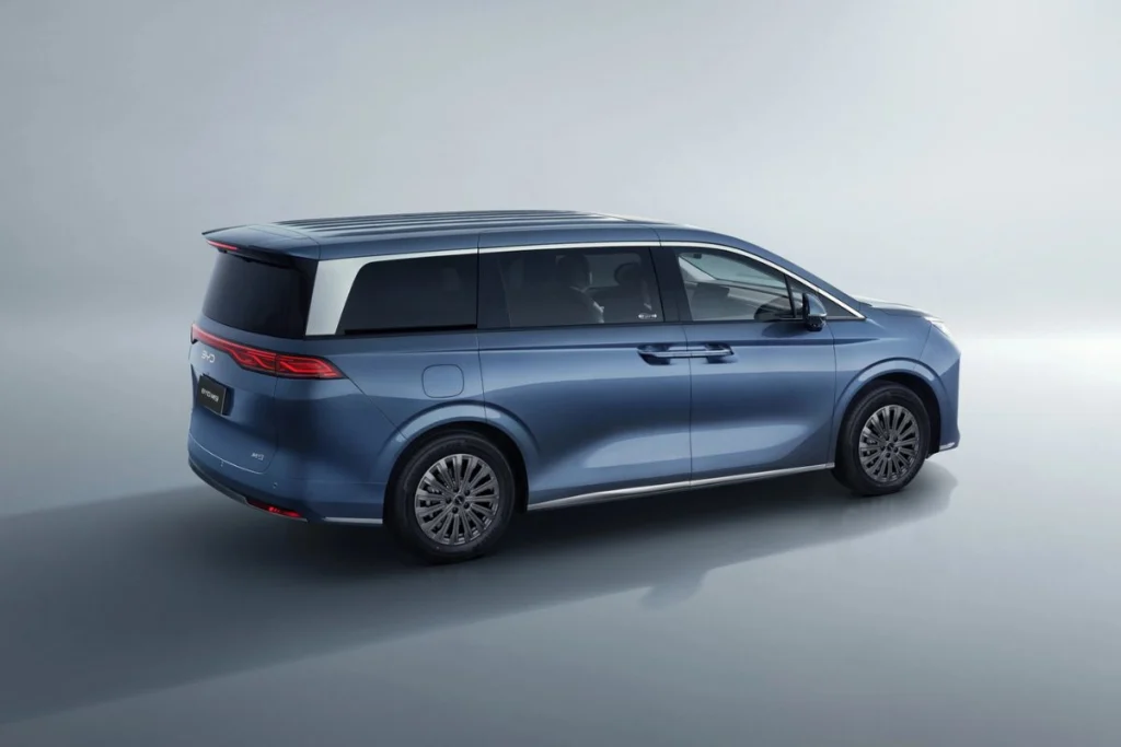 thông số kỹ thuật BYD M9 hình 2