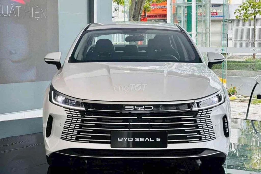 review BYD Seal 5 hình 1