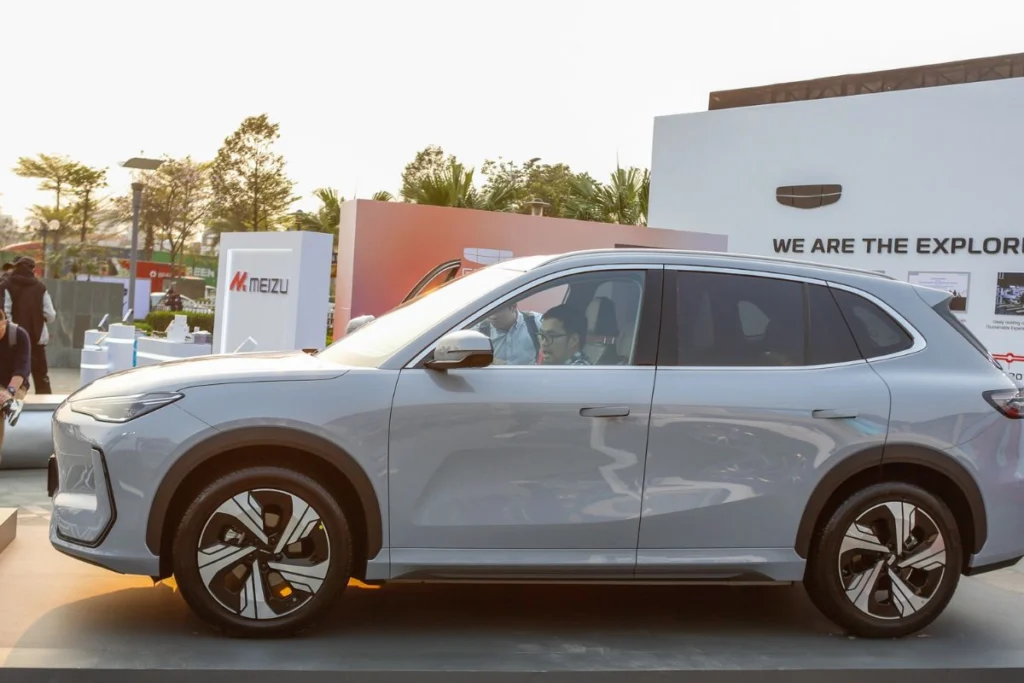 thông số kỹ thuật Geely EX5 hình 1