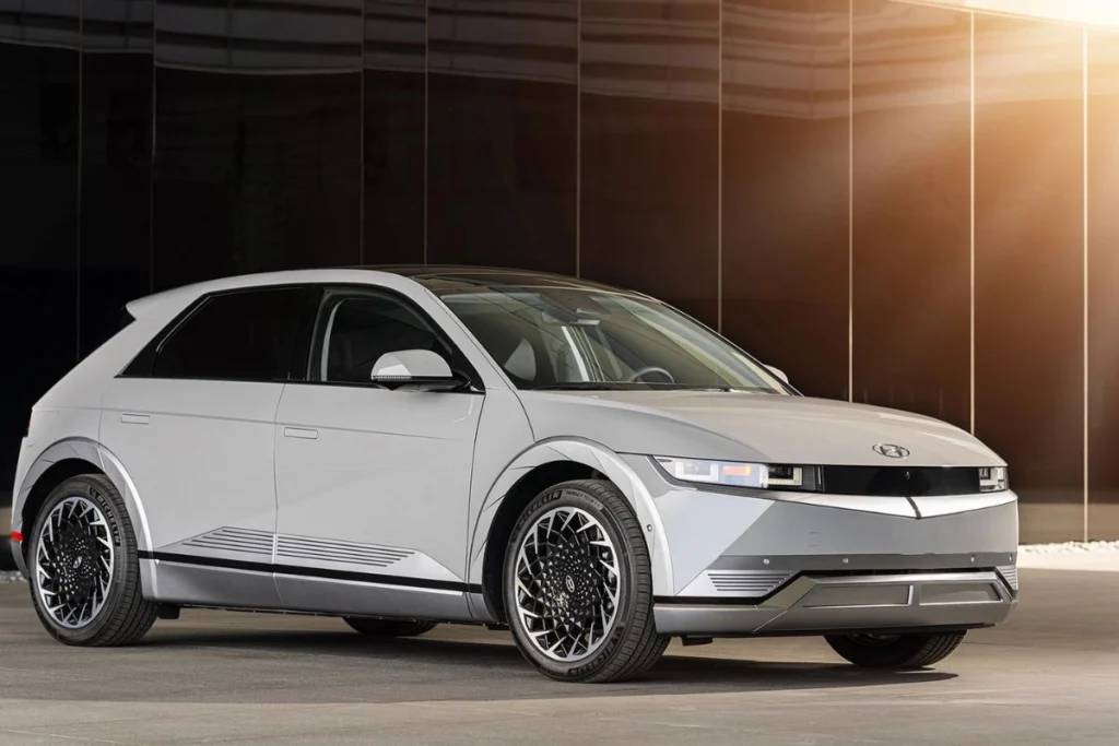 thông số kỹ thuật Hyundai Ioniq 5 hình 1