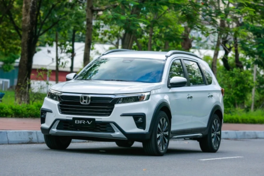 review xe Honda BRV hình 2