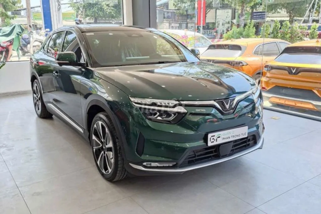 bảng màu xe VF8 hình 1