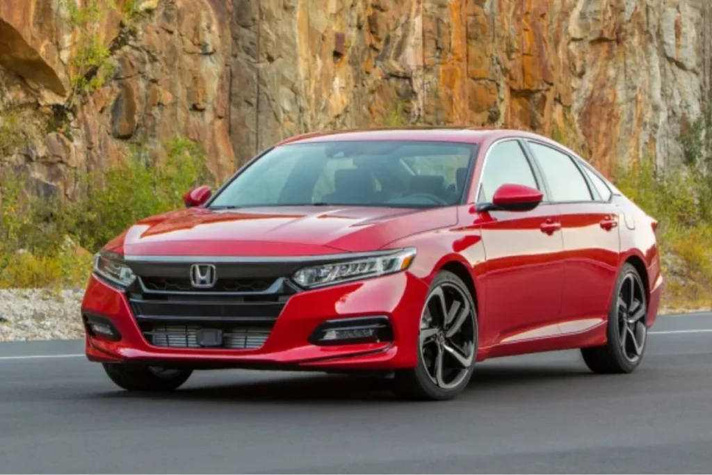 Review xe Honda Accord: Đánh giá chi tiết mẫu sedan hạng D lịch lãm review xe Honda Accord