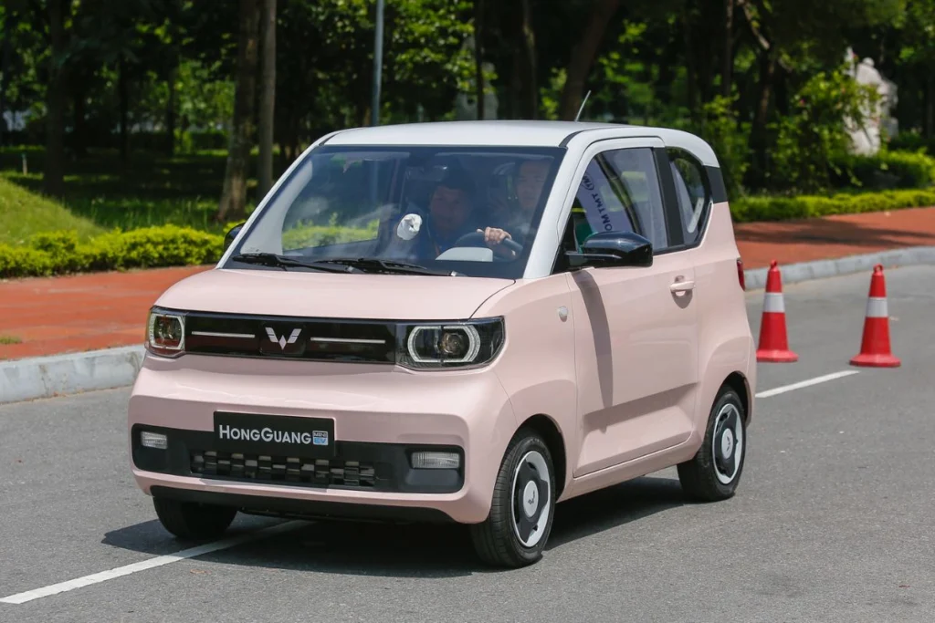 thông số kỹ thuật Wuling Hongguang Mini EV