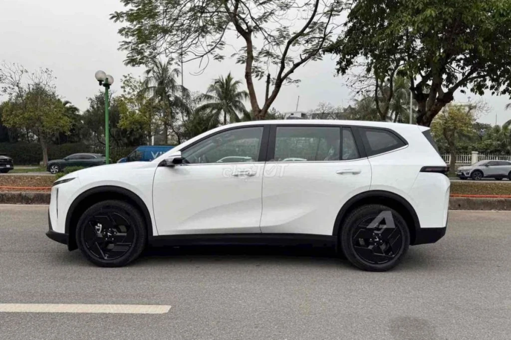 VinFast VF MPV 7 mấy chỗ hình 1