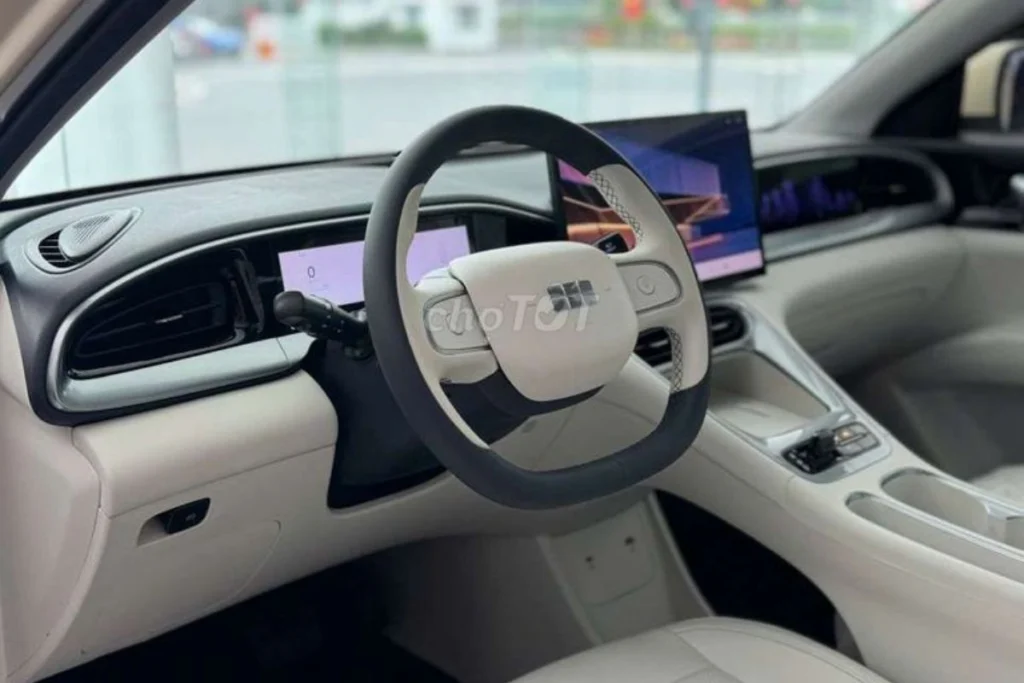 review Geely EX2 hình 2