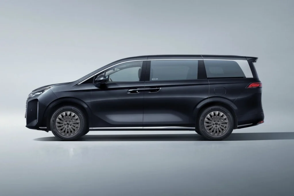 thông số kỹ thuật BYD M9