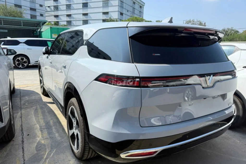 người dùng đánh giá VF9 hình 2