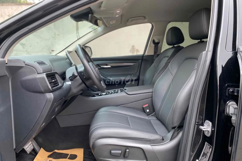 nội thất VF8 hình 1