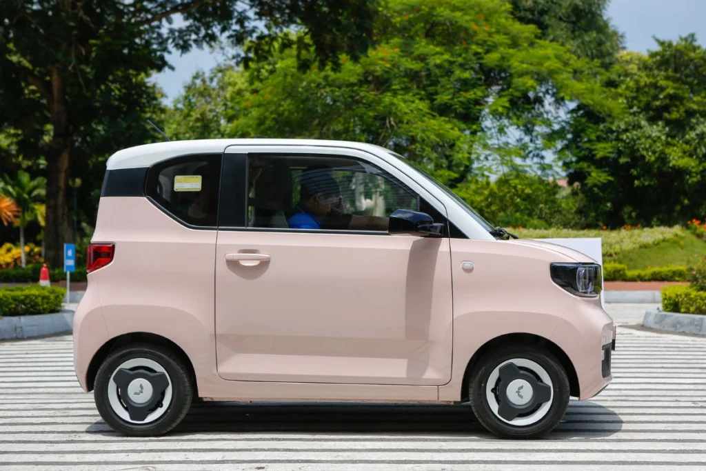 thông số kỹ thuật Wuling Hongguang Mini EV hình 1