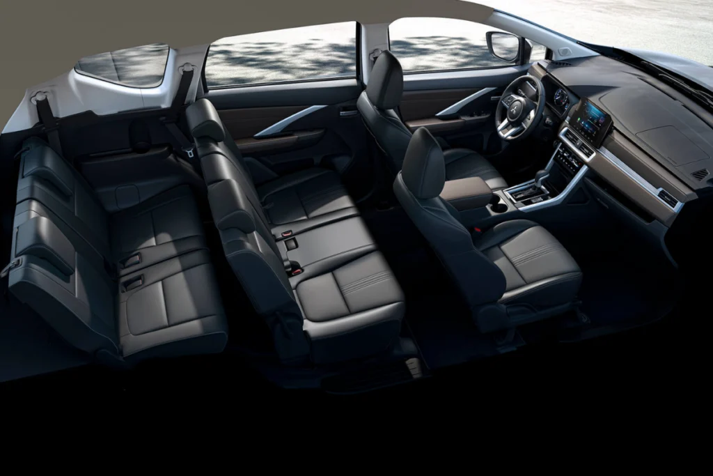 nội thất Mitsubishi Xpander hình 2