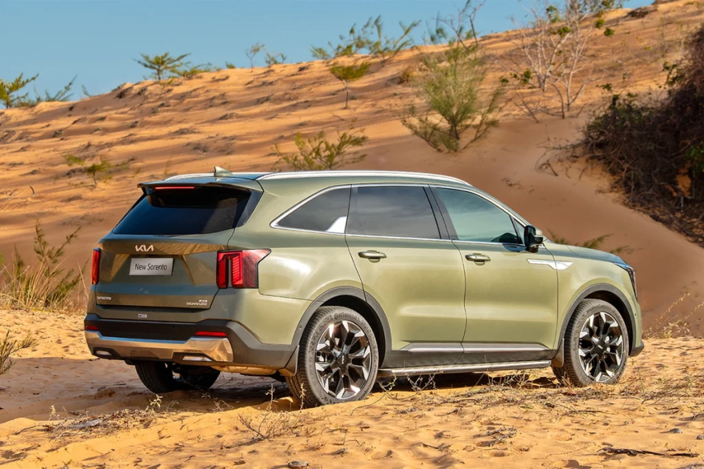 nội thất Kia Sorento hình 3