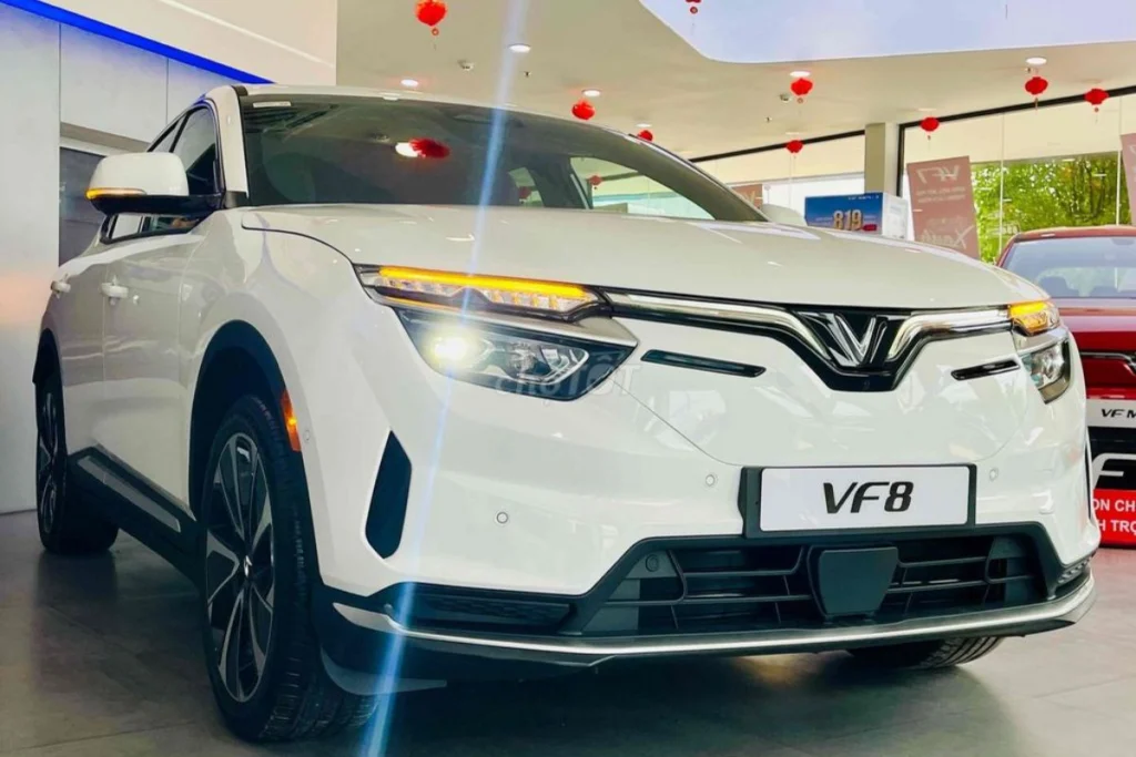 thông số kỹ thuật VF8 hình 1