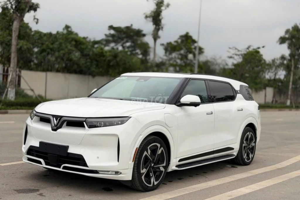 Review VinFast VF9: Đánh giá chi tiết SUV điện hạng sang cỡ lớn review Vinfast VF9