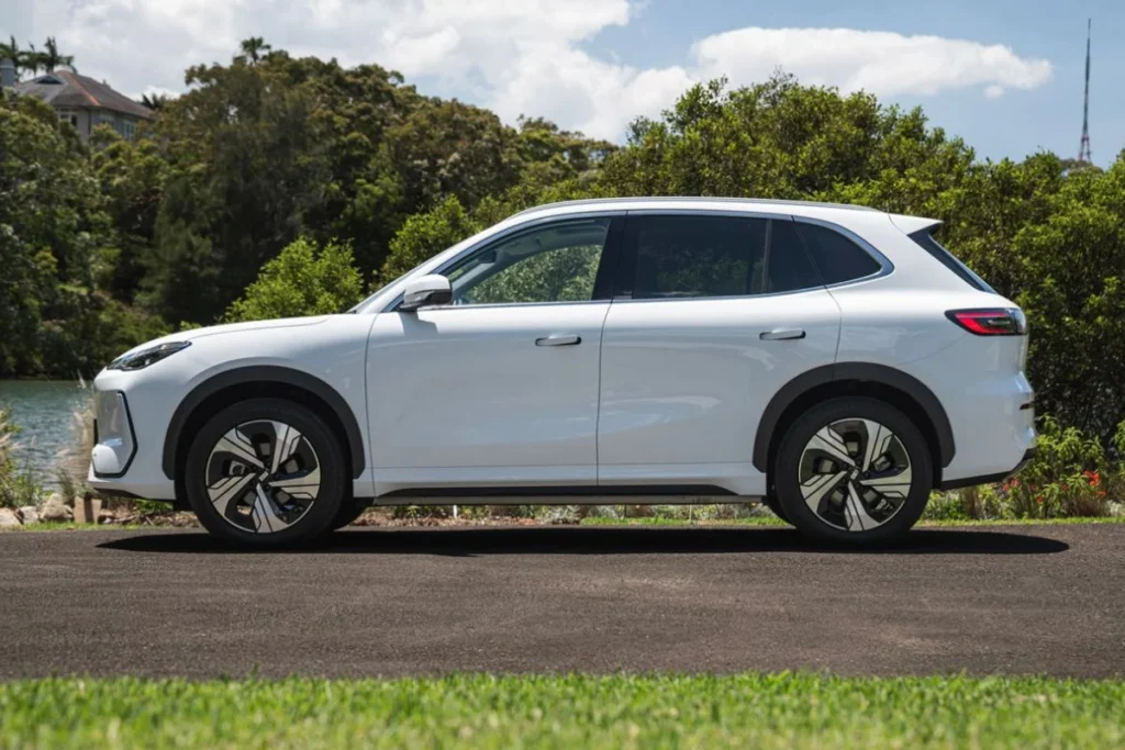 Geely EX5 đi được bao nhiêu km hình 1