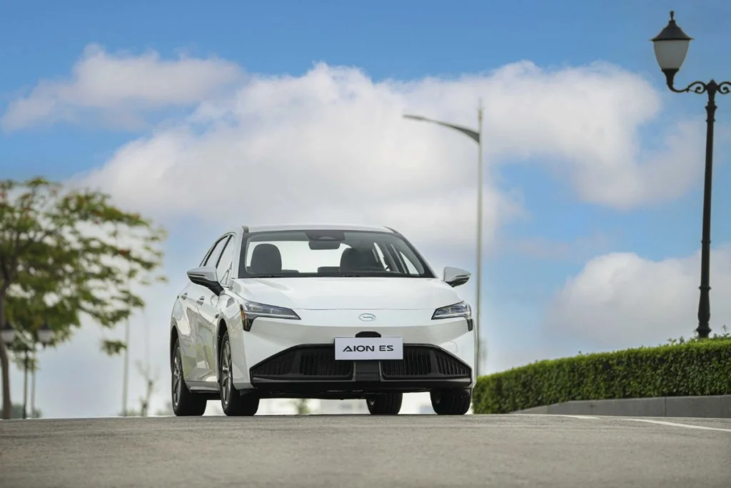 nội thất Aion ES hình 2