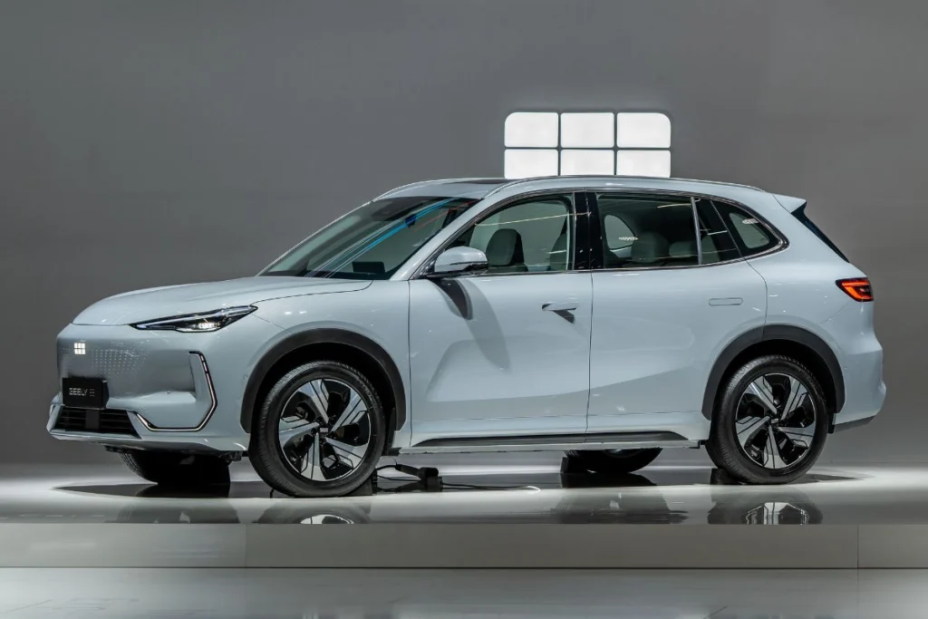 Geely EX5 mấy chỗ