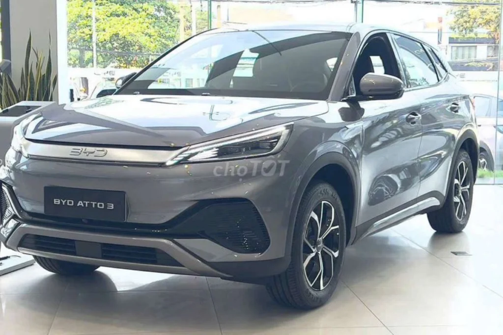 Người dùng đánh giá Atto 3