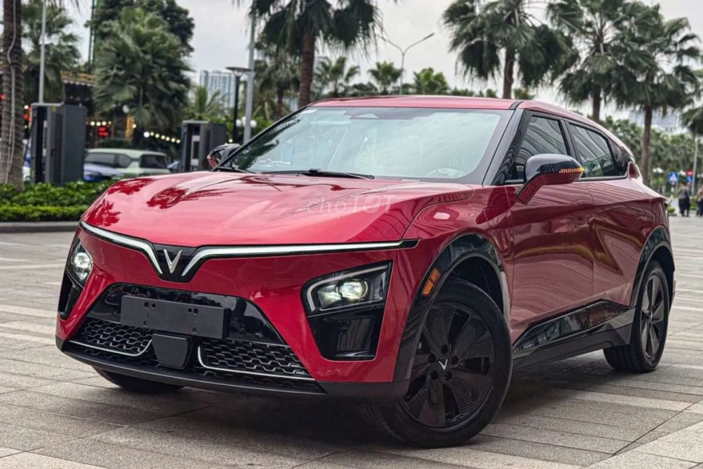 so sánh VF7 Eco và Plus hình 1