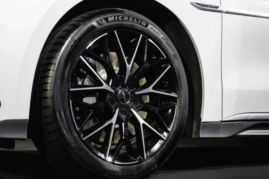 kích thước BYD Han hình 2