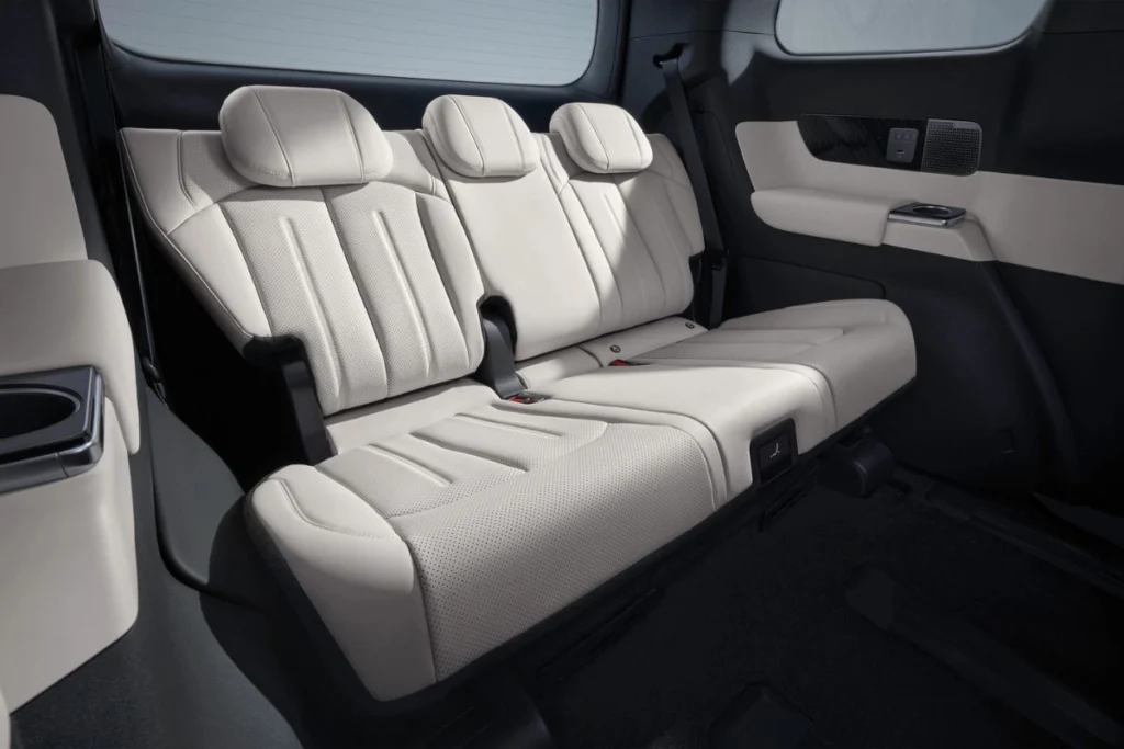 nội thất BYD M9 hình 2