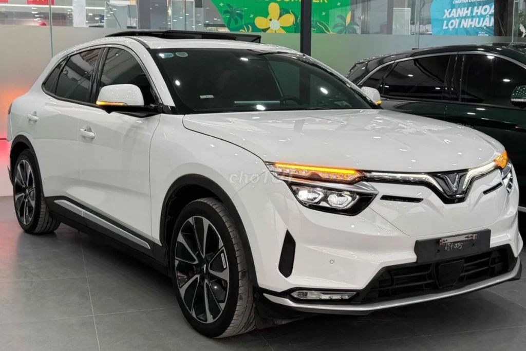 VF8 đi được bao nhiêu km hình 2