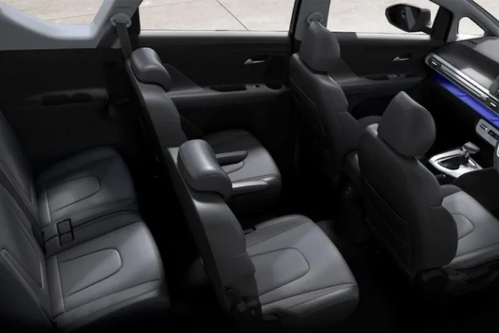 nội thất Hyundai Stargazer hình 3