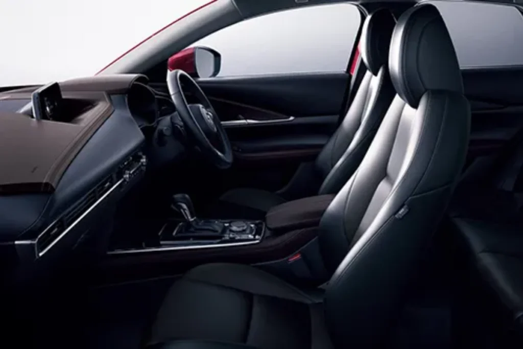 bình xăng xe Mazda CX-30 hình 2