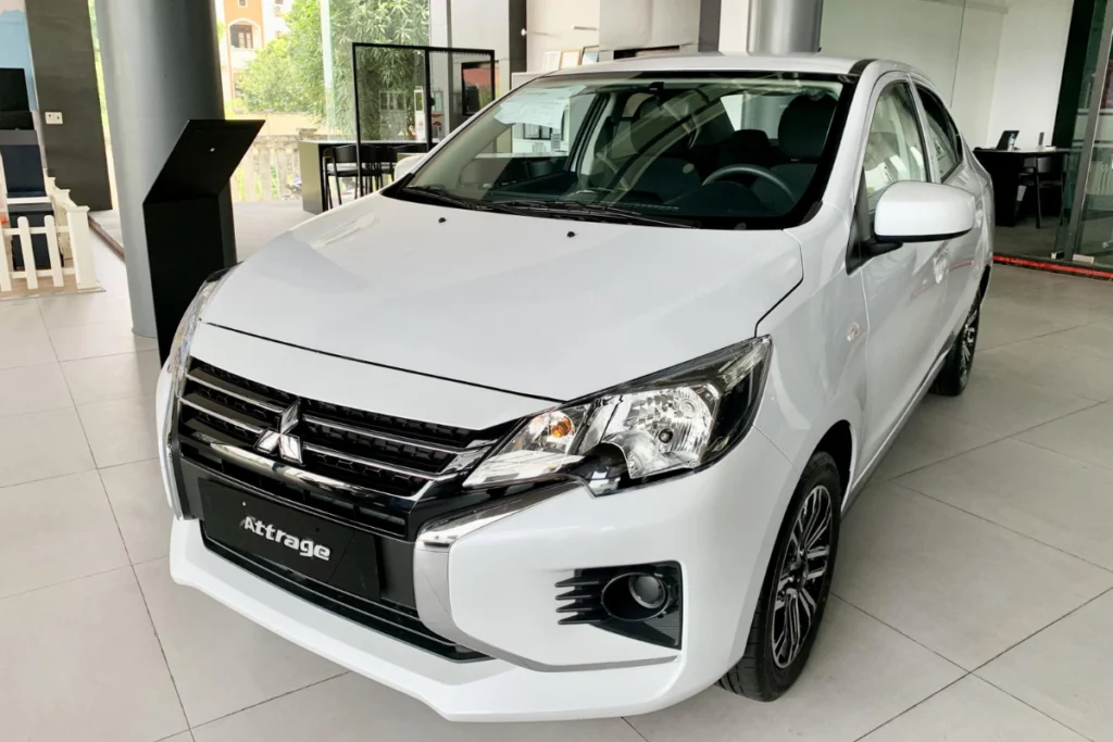 kích thước xe Mitsubishi Attrage hình 3