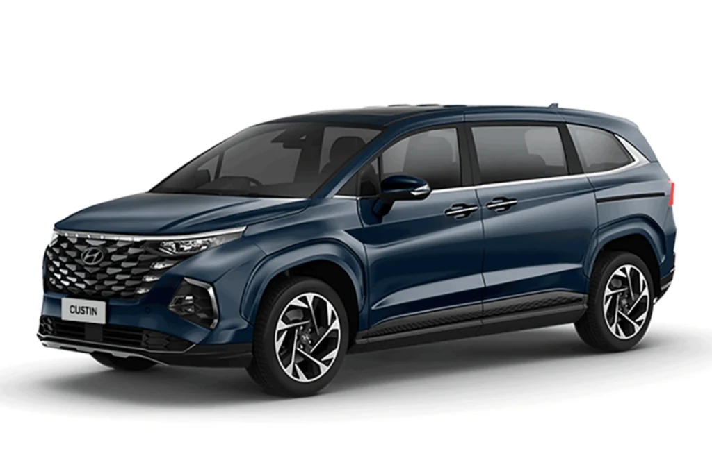 so sánh hyundai custin và kia carnival hình 2