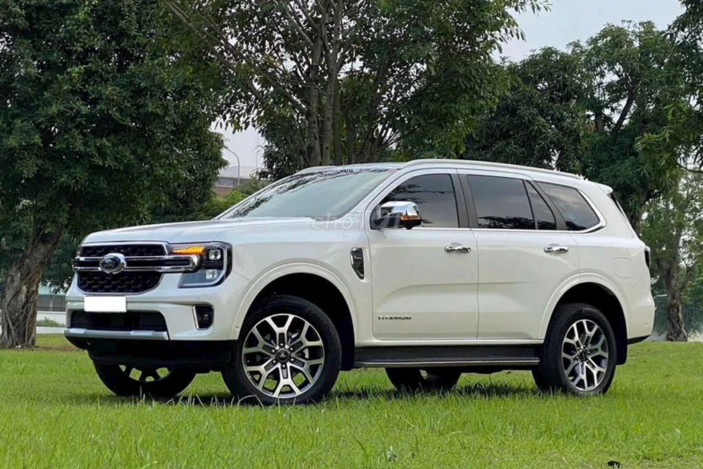 bảng màu xe Ford Everest hình 3