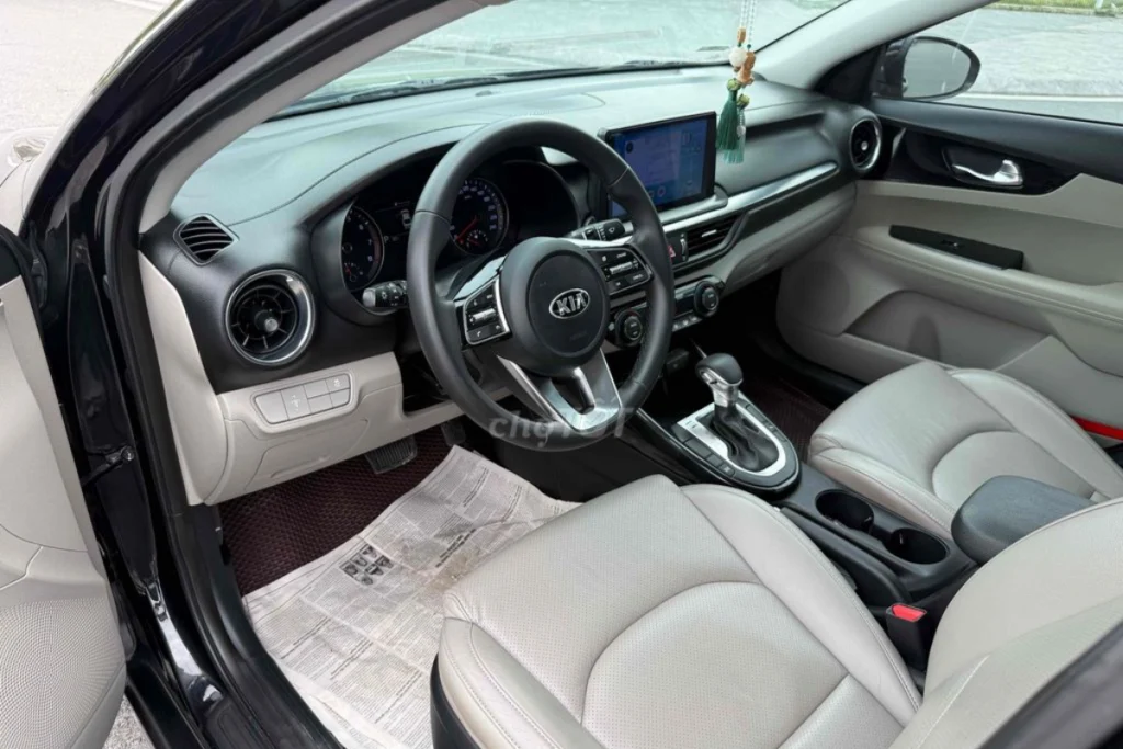 Nội thất Kia Cerato: Đánh giá không gian và trang bị tiện nghi nội thất Kia Cerato