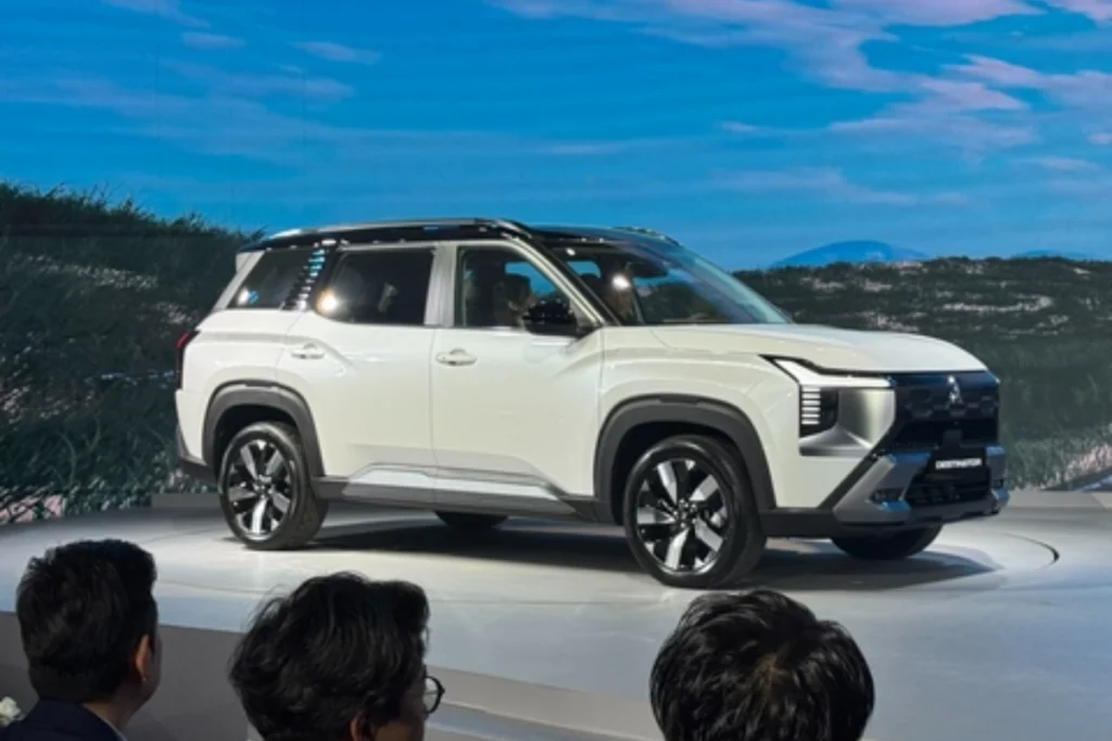 bình xăng xe Mitsubishi Destinator hình 3