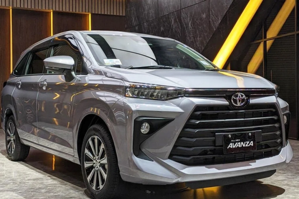 thông số kỹ thuật xe Toyota Avanza Premio hình 3