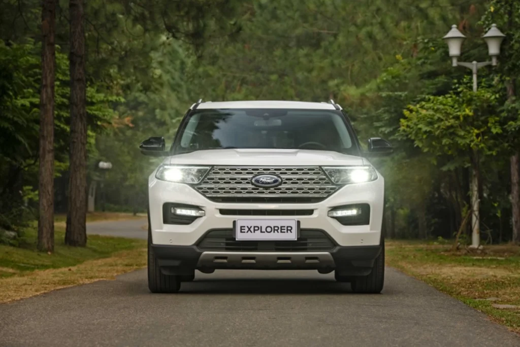 nội thất Ford Explorer hình 3