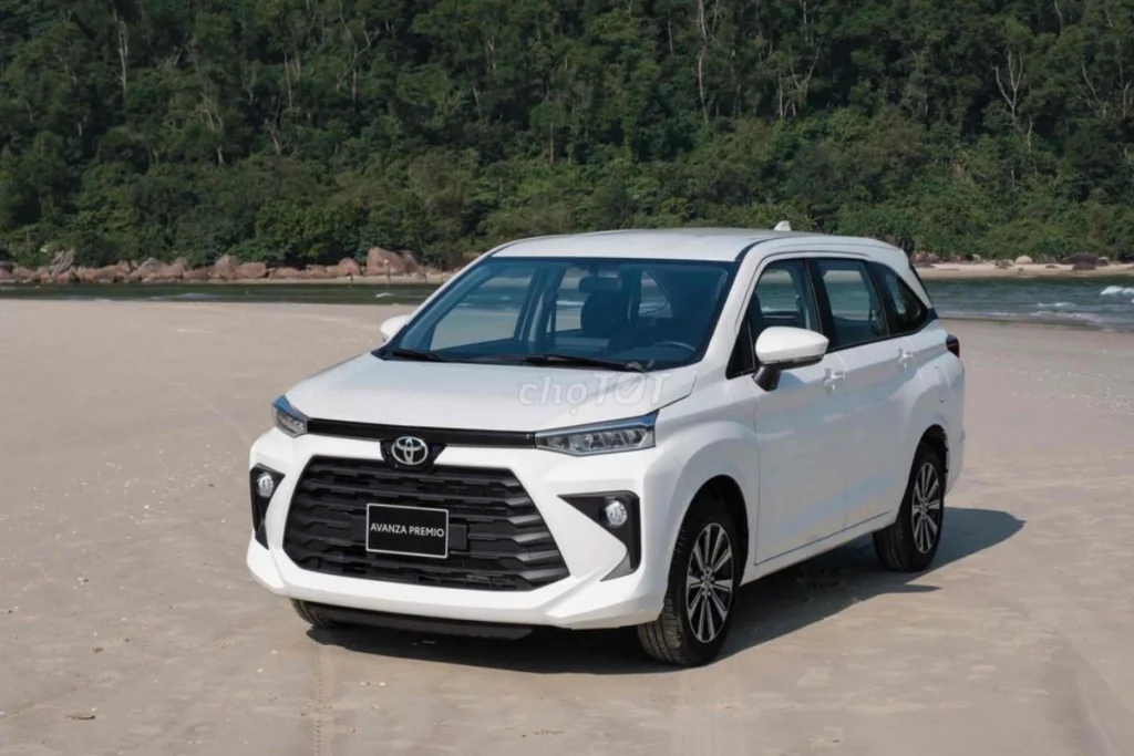 xe Toyota Avanza Premio mấy chỗ hình 2