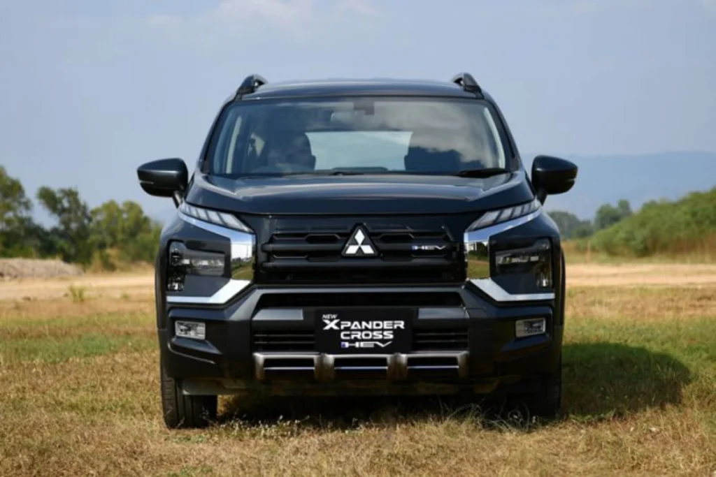 nội thất Mitsubishi Xpander Cross hình 3