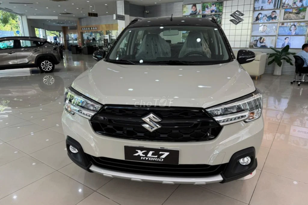 Xe Suzuki XL7 mấy chỗ: Đánh giá không gian 3 hàng ghế xe Suzuki XL7 mấy chỗ