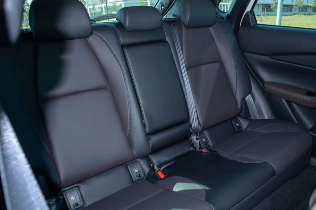 nội thất Mazda CX-30 hình 3
