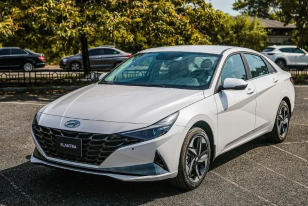 hướng dẫn sử dụng Hyundai Elantra hình 3