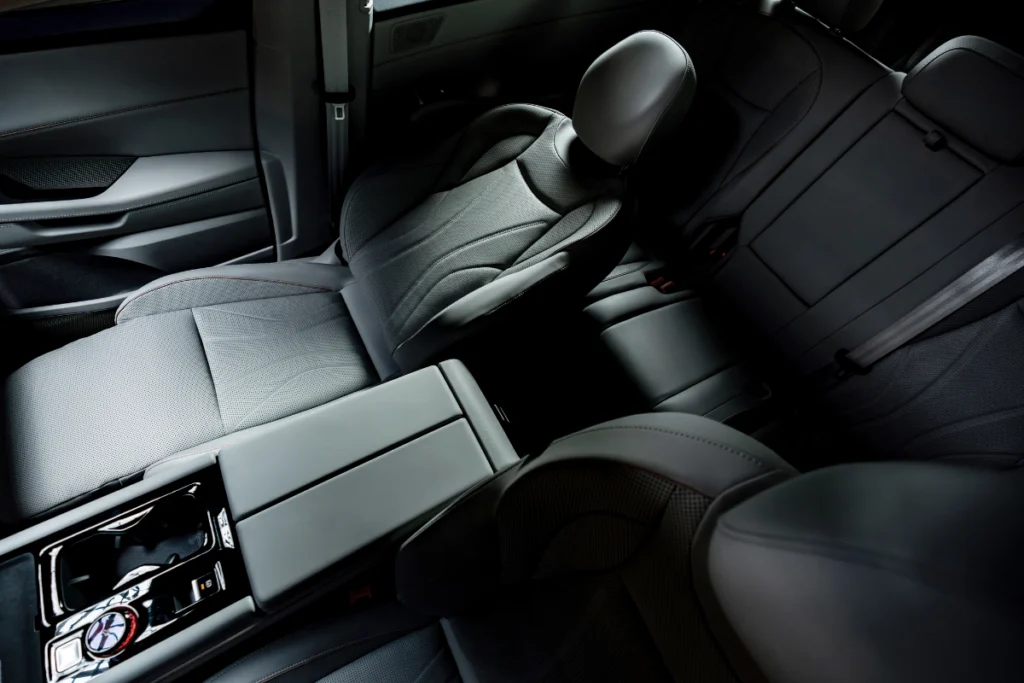 chi tiết thiết kế khác biệt trên Volkswagen Teramont Pro