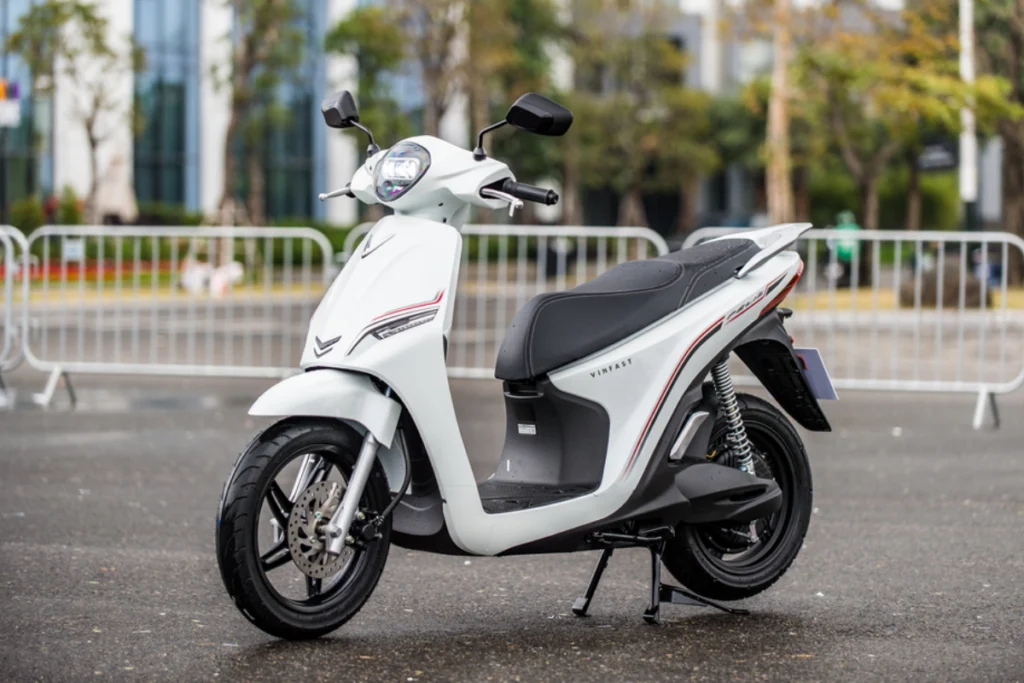 so sánh Evo 200 và Feliz S hình 3