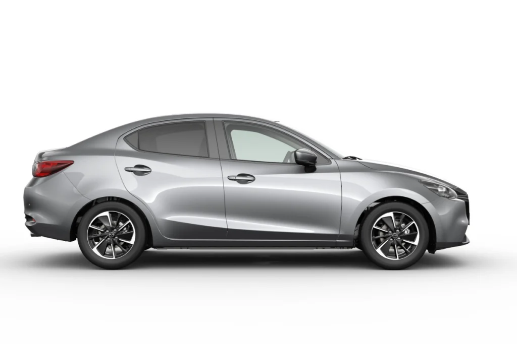 so sánh Wigo và Mazda 2 hinh 3