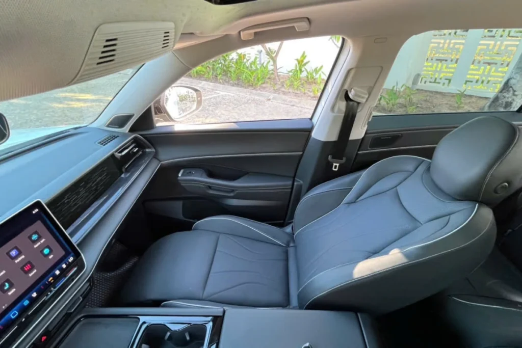 chi tiết thiết kế khác biệt trên Volkswagen Teramont Pro hình 1