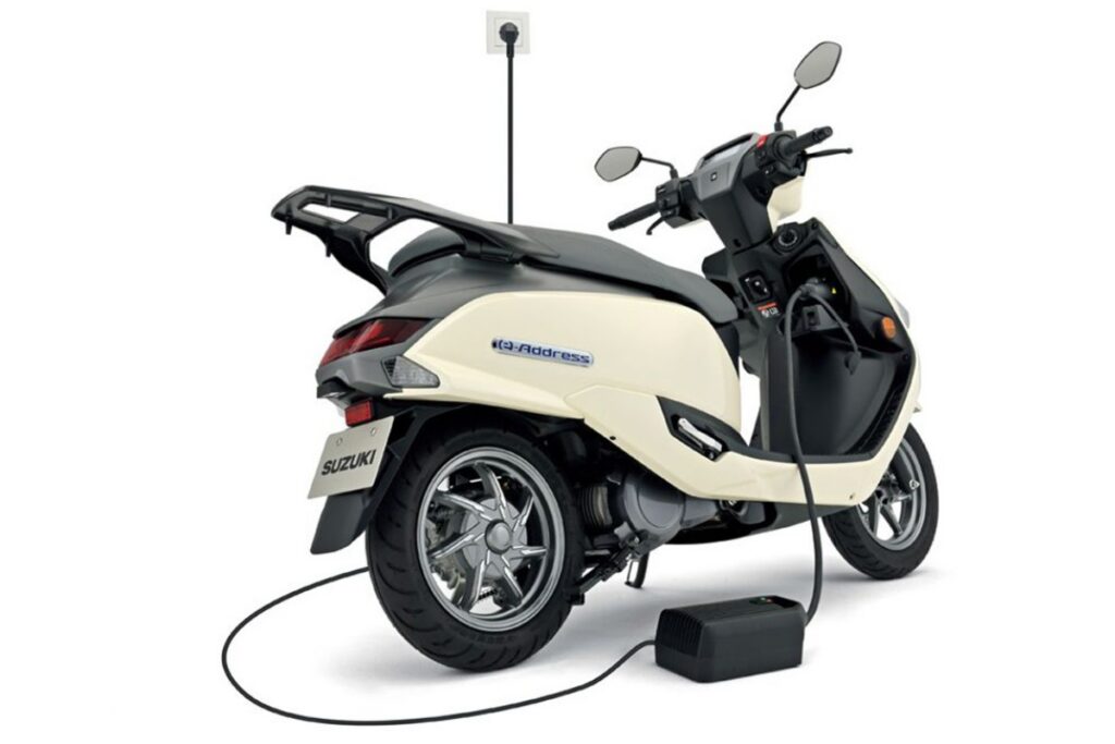 Xe máy điện Suzuki e-Address sắp ra mắt