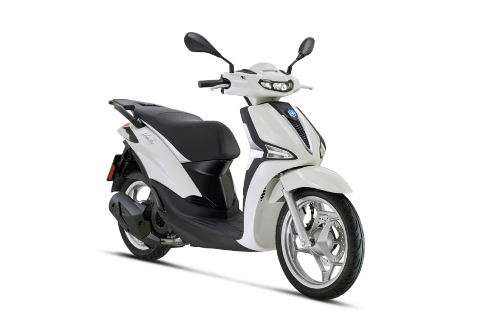 các phiên bản xe Liberty hình 2